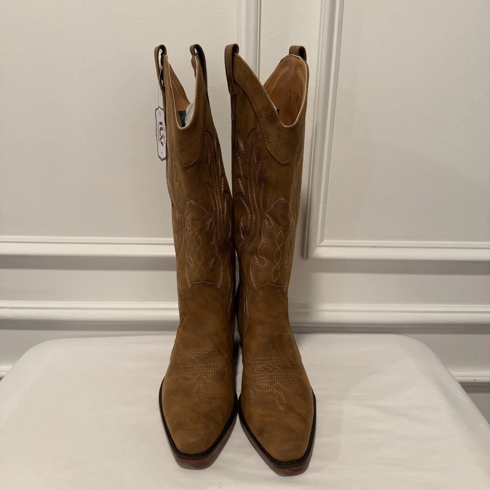 IUV Women’s Western Cowboy Boots Size 8 Tan Brown Suede CB058-BR - Picture 3 of 8